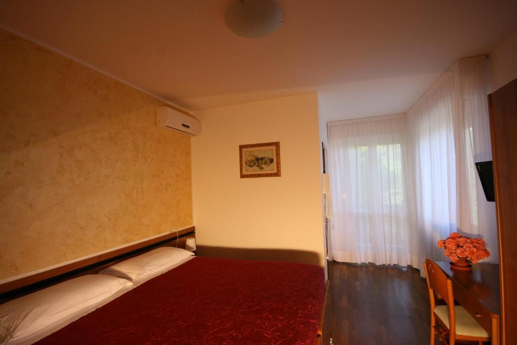 Albergo Centopini Gemmano Værelse billede